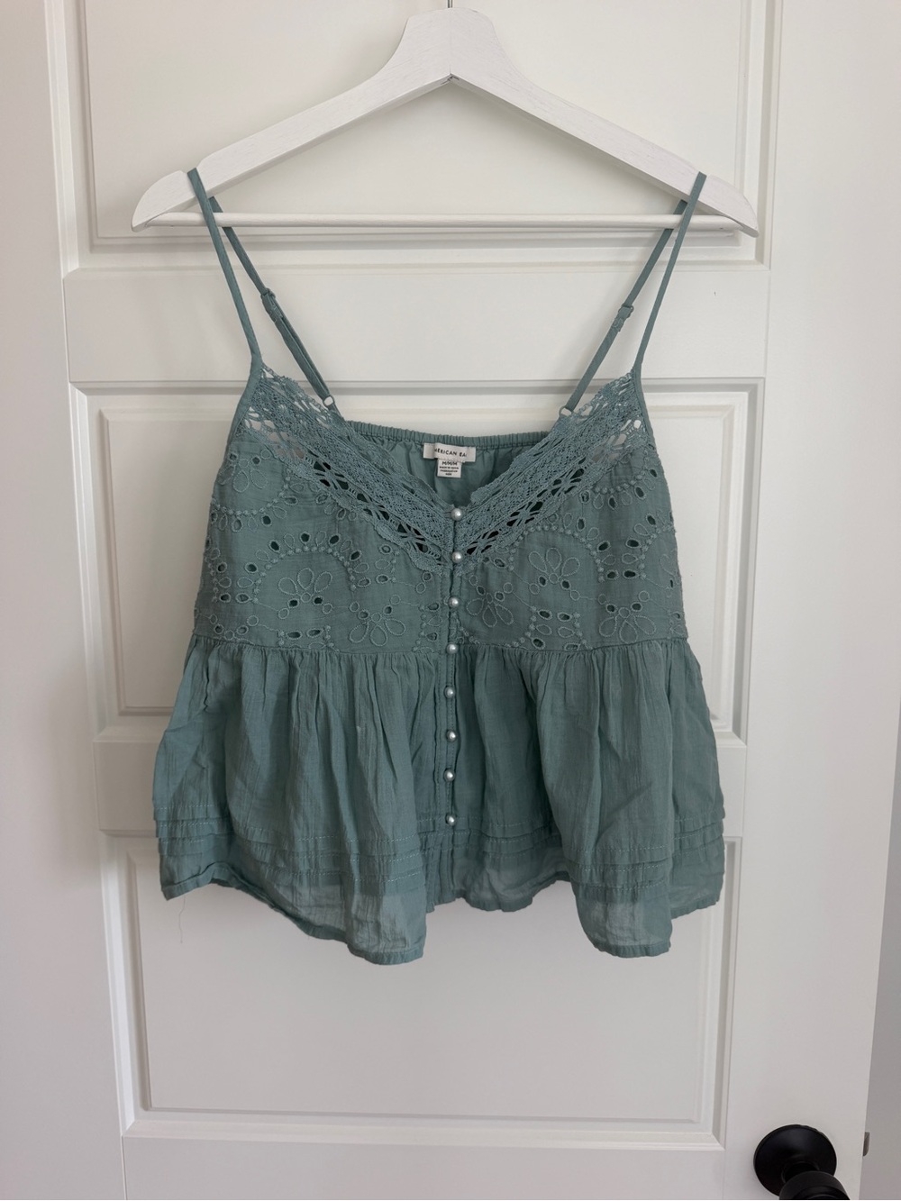 American Eagle Eyelet Lace Babydoll Camisole in Baby Blue Size Medium Like New